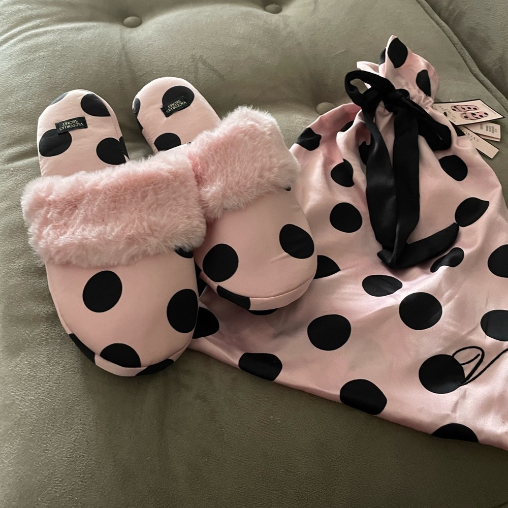 Brand new pink with black poke dots sleepers beautiful comfortable material